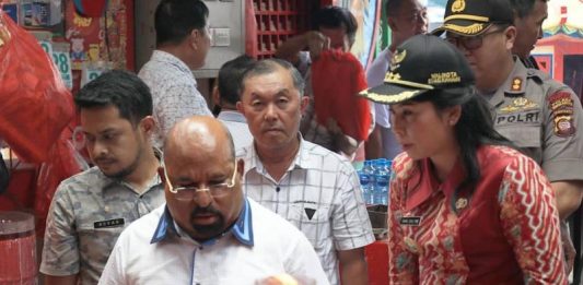 Gubernur Papua Kagum Toleransi di Singkawang