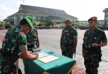 Mayor Arm Yoga Jabat Danyon Armed 16/Komposit