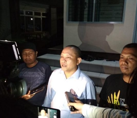 5 Bulan Tak Gajian, Guru Honda Nginap di Disdikbud Kalbar