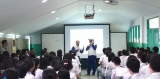 Astra Motor Kampanye #Cari_aman di SMA Bina Mulia Pontianak