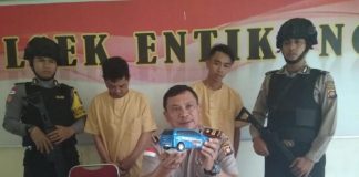 Dua Saudara Selundupkan Sabu dalam Mobil Mainan