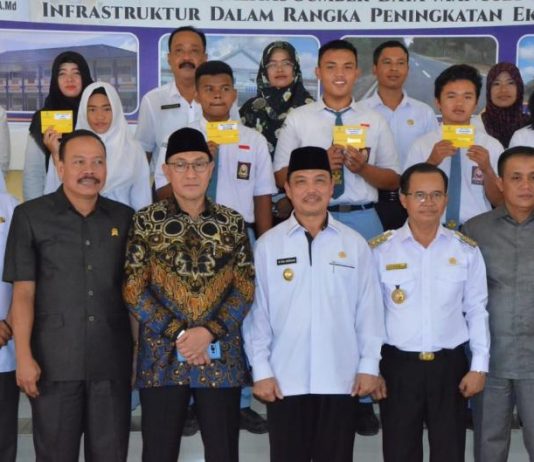 Kurangi Angka Kemiskinan Melawi