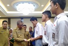 Pemprov Sediakan Rp70 M Sekolah Tak Boleh Pungut Biaya