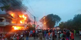 6 Ruko Jeruju Dilahap Si Jago Merah