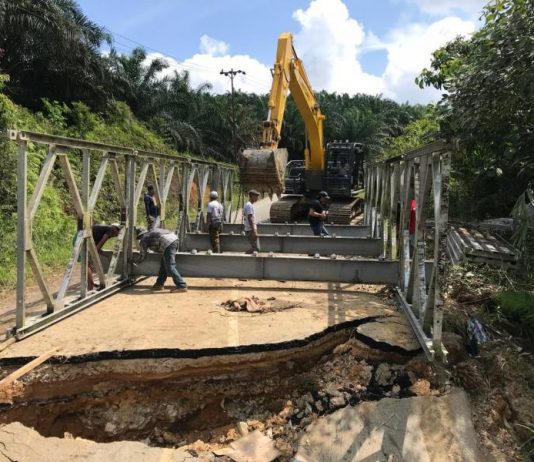 Dinas PU Bangun Jembatan Sementara