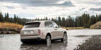 SUV Paling Mewah dari Rolls Royce Menyapa Indonesia