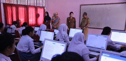 SMK 2 Singkawang Beri Reward Rp1 Juta Bagi Siswa Peraih Nilai 100