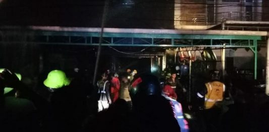 Air Jadi Kendala, Pemadaman Api Terhambat