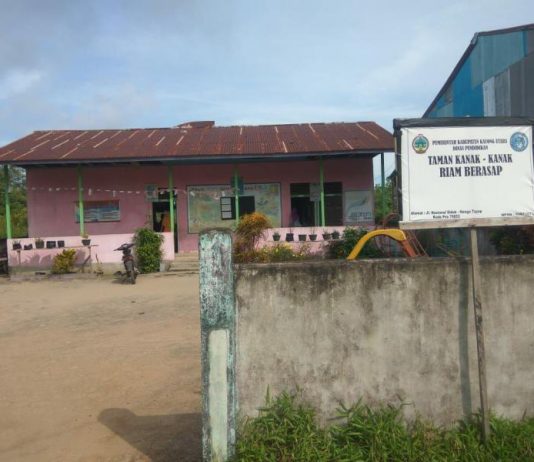 PAUD Riam Berasap Jaya Butuh Perbaikan
