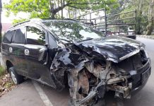 Diduga Rem Blong, Pikap Hantam Mobil Dinas Kepala PA Sintang