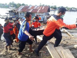Main Sampan Berujung Kematian
