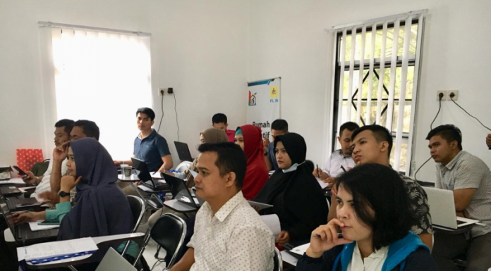 PLN Latih UMKM Melek Teknologi