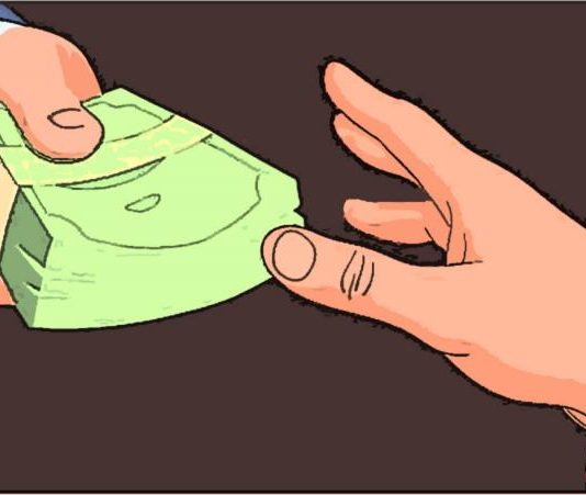 Diduga Serangan Fajar Jelang Pencoblosan