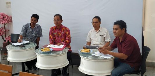 Guru Agama Katolik di Kalbar Minim