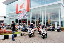 PCX Mau Jadi Teladan di Jalanan