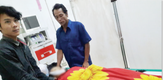 Sehari Dua Pejuang Demokrasi Wafat