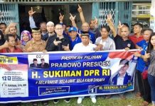 Tim Pemenangan Capres-Cawapres Bersaing Rebut Pemilih