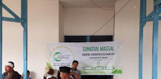 Puluhan Anak Ikut Sunatan Massal