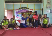 Astra Motor Kenalkan Rambu Lalu Lintas ke Murid TK Idhata