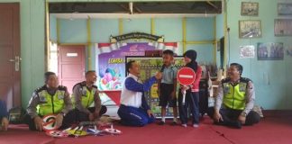 Astra Motor Kenalkan Rambu Lalu Lintas ke Murid TK Idhata