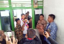 Listrik Desa Diresmikan, Bupati Optimis Warga Karimata Sejahtera