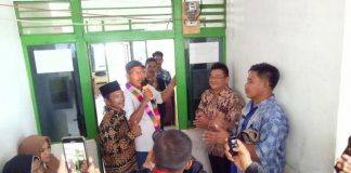 Listrik Desa Diresmikan, Bupati Optimis Warga Karimata Sejahtera