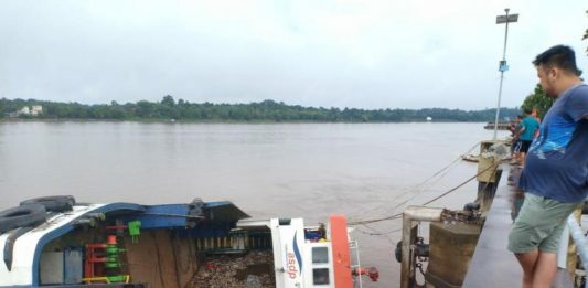 Pantau Musibah Tenggelamnya KM Selang