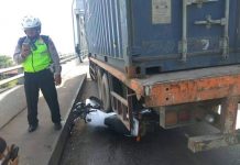 Korbankan Motor, Ganjal Tronton yang Rem Blong