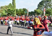Senam Massal Jalin Silaturahmi di Hari Jadi Sintang