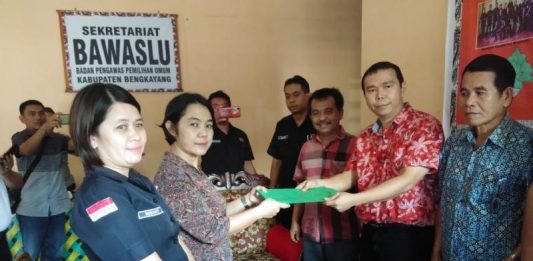 Caleg Bengkayang Laporkan Dugaan Pelanggaran Pemilu