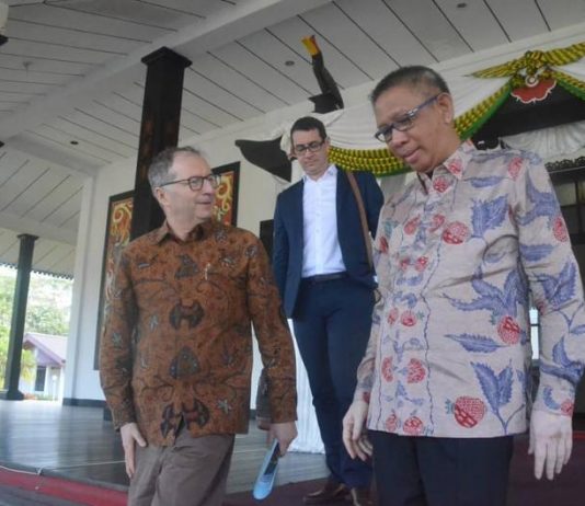 Kunjungan Perdana Dubes Prancis ke Kalbar