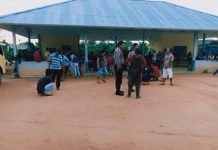 Pembayaran Gaji Karyawan PT GRS Dikawal Polisi