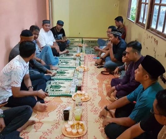 Staf Humas dan Kru RSP Bukber Bersama Wartawan