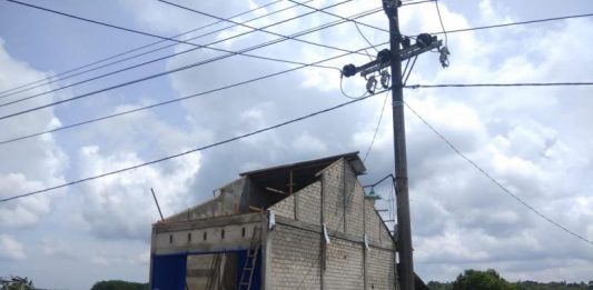 17 Rumah di Anjongan Rusak Diterjang Puting Beliung