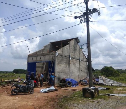 17 Rumah di Anjongan Rusak Diterjang Puting Beliung