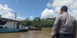 Kapal Penarik Ponton Bermuatan 700 Ton CPO Tenggelam