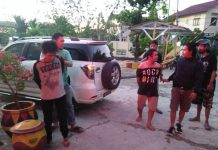 Kepergok Mencuri Handphone