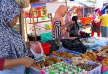 Berkah Penjual Kue di Bulan Ramadhan