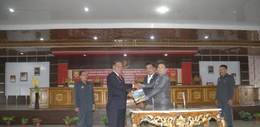 Dewan Berikan Rekomendasi atas LKPj Bupati Sanggau 2018