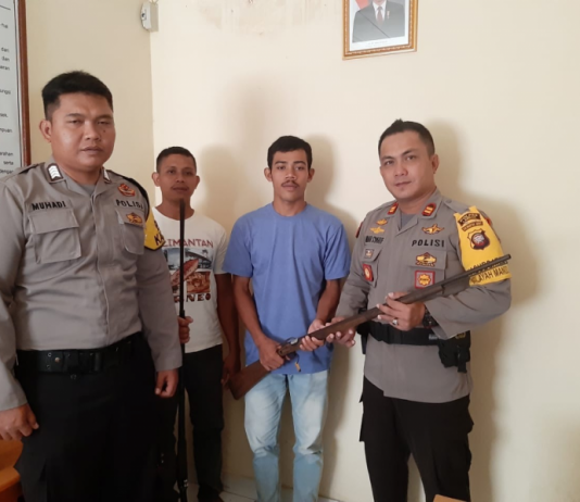 Dua Warga Sukarela Serahkan Senpi Rakitan