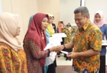 Kader Posyandu Balita Terima Insentif