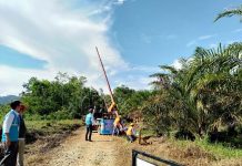 Energi Listrik Kini “Mengalir” di Desa Mandong