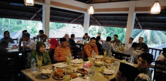 Pemkab dan PT Antam Buka Puasa Bersama