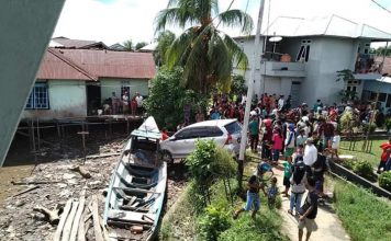 Bak Adegan Film Action, Mobil Avanza Terjun Bebas ke Bawah Jembatan Pawan 1