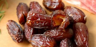 Masjid Mujahidin Terima Bantuan 24 Ton Kurma untuk Takjil