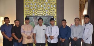Idul Fitri, Bupati dan Wakil Bupati Kayong Utara Disambangi Berbagai Tamu