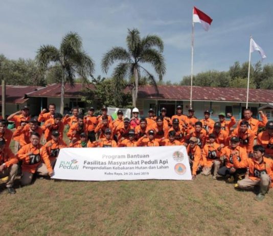 PLN Apresiasi Relawan Jaga Tower dari Karhutla