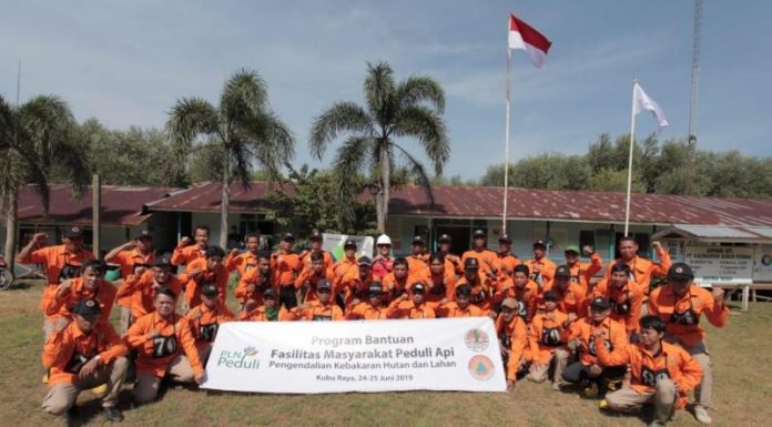 PLN Apresiasi Relawan Jaga Tower dari Karhutla