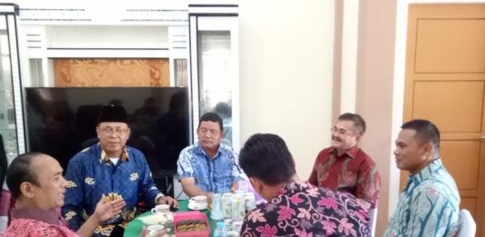 Bupati Pimpin Silaturahmi Idul Fitri ke Kediaman Sekda
