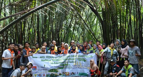 Penanaman Mangrove Kado Istimewa untuk Planet Bumi